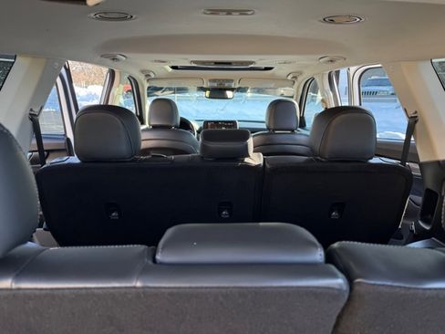 Used 2021 Kia Telluride EX image 16