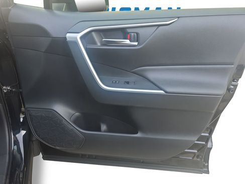 Used 2019 Toyota RAV4 Adventure image 19