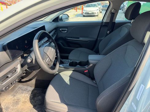 Used 2025 Kia K4 LXS image 24
