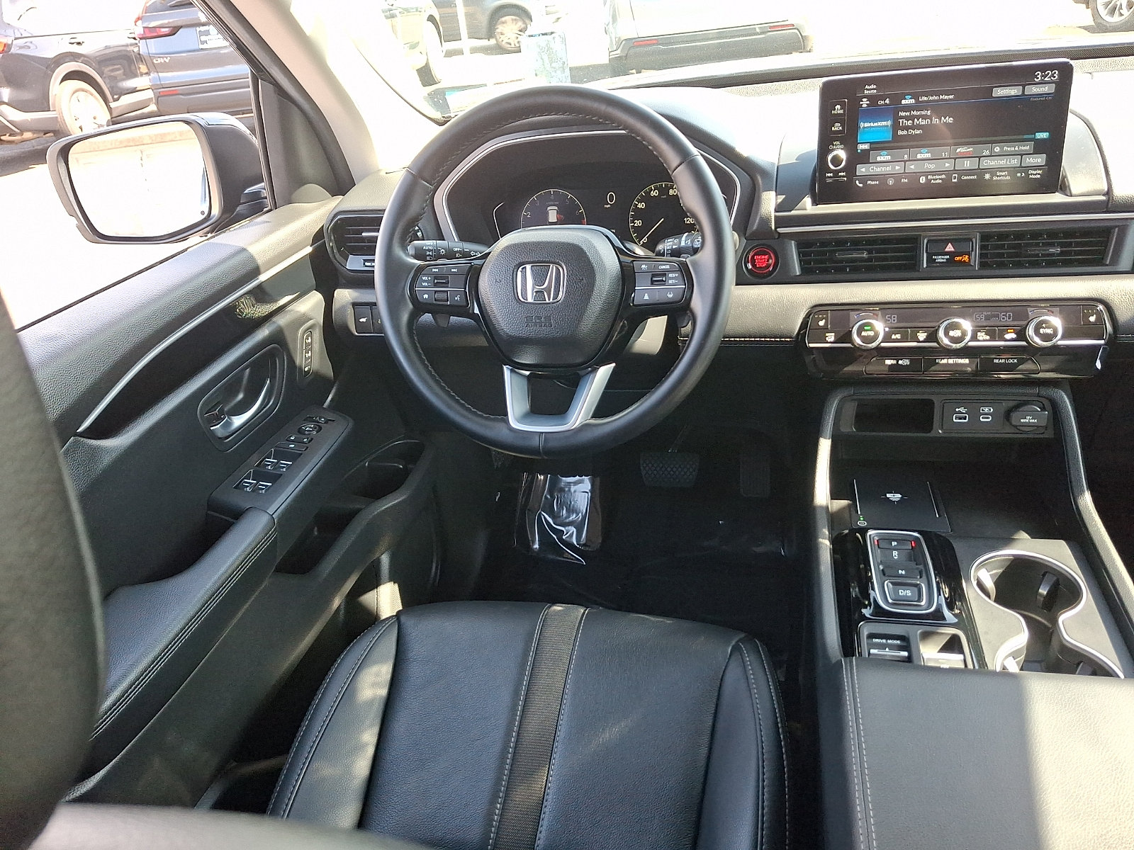 Used 2025 Honda Pilot EX-L image 10