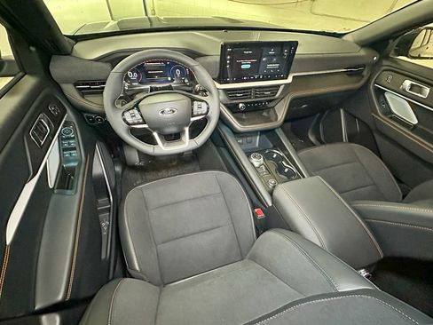New 2026 Ford Explorer Tremor w/ Tremor Ultimate Package AWD/4WD image 9