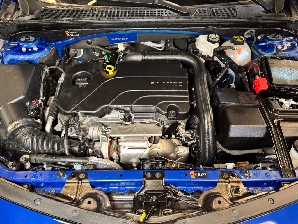 Used 2023 Chevrolet Malibu LS w/ LPO, Floor Liner Package FWD image 23