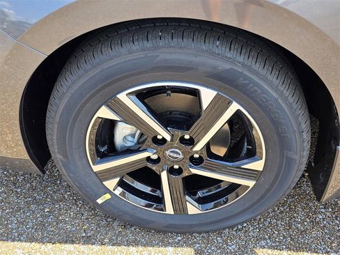 New 2025 Nissan Sentra SV image 21