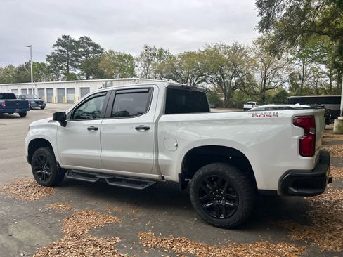Used 2023 Chevrolet Silverado 1500 LT Trail Boss image 2