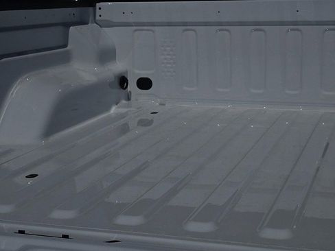 New 2026 Jeep Gladiator Sport AWD/4WD image 8