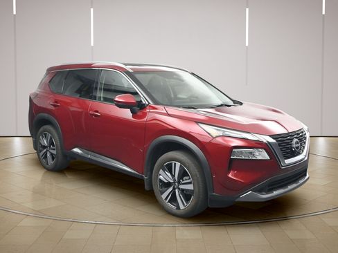 Certified 2023 Nissan Rogue SL w/ SL Premium Package FWD image 1