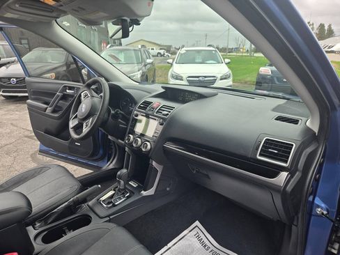 Used 2018 Subaru Forester 2.5i Touring AWD/4WD image 15