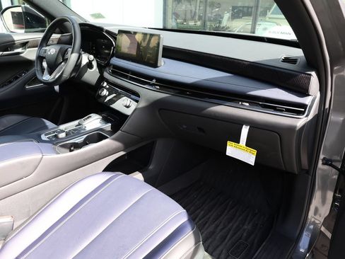 Certified 2026 INFINITI QX60 Sport w/ Dark Cargo Package AWD/4WD image 22