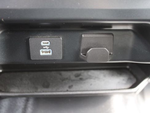 Used 2023 Ford F150 XLT AWD/4WD image 38