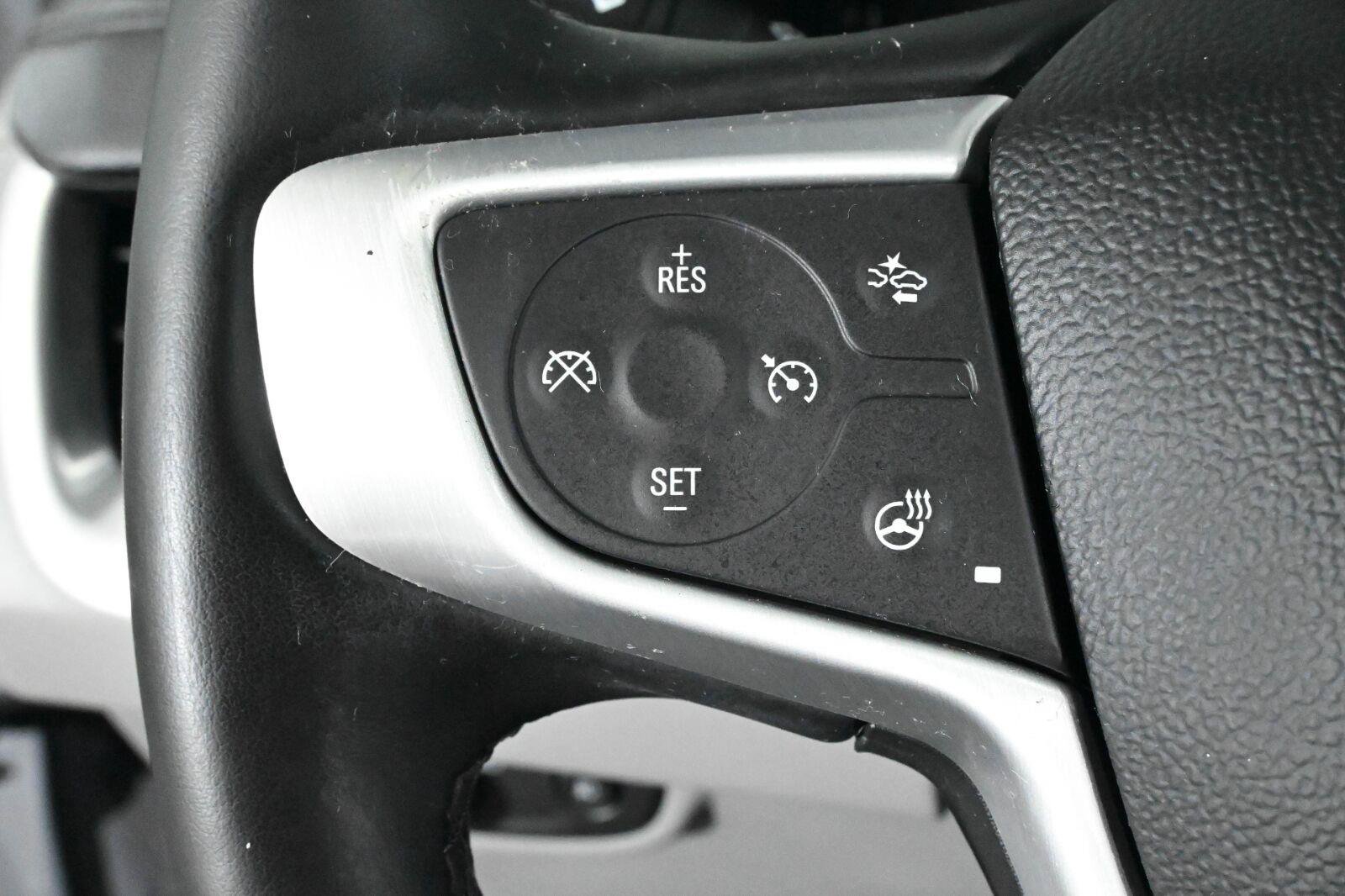 Used 2023 GMC Terrain SLT w/ LPO, Floor Liner Package FWD image 22