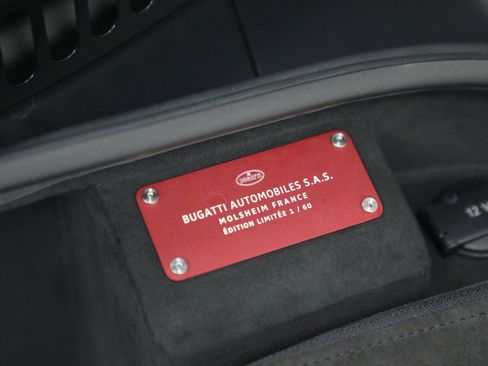 Used 2021 Bugatti Chiron Pur Sport image 34