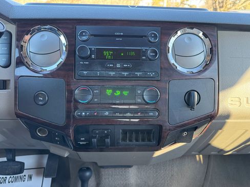 Used 2008 Ford F350 Lariat image 25