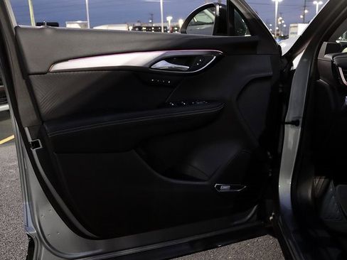 Certified 2025 Buick Envision Sport Touring image 24