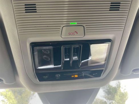 New 2025 Volkswagen Atlas SEL Premium R-Line image 31