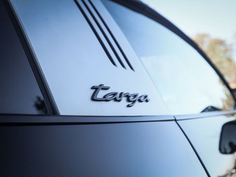 Used 2025 Porsche 911 Targa 4 GTS image 39