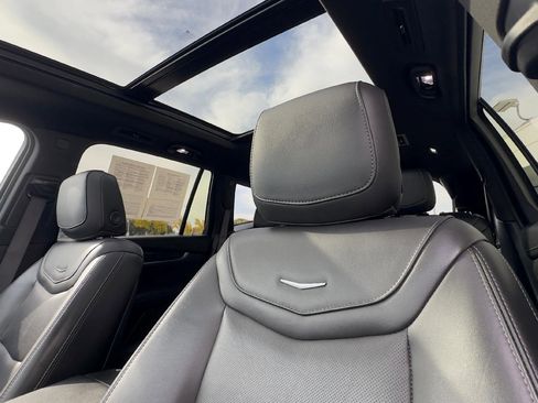 Certified 2024 Cadillac XT6 Premium Luxury image 14