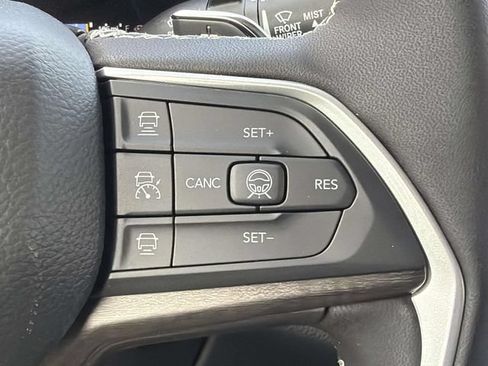 New 2026 Jeep Grand Cherokee L Limited AWD/4WD image 34