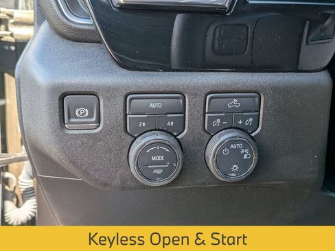 Used 2024 Chevrolet Silverado 1500 LT AWD/4WD image 18