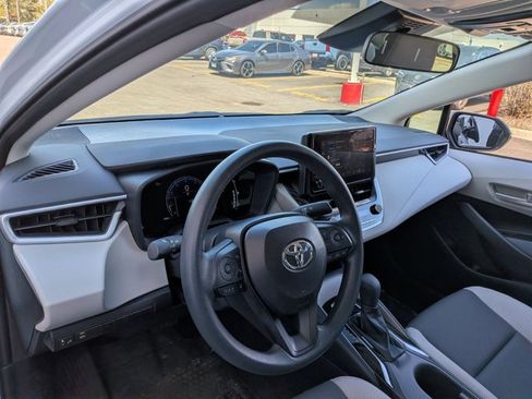 Certified 2026 Toyota Corolla LE FWD image 9
