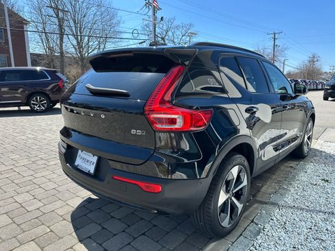 Used 2023 Volvo XC40 B5 Plus w/ Driver Assist Package image 30