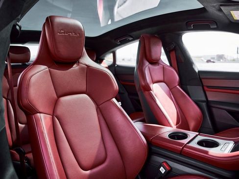 Used 2020 Porsche Taycan Turbo image 42