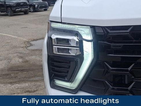 Used 2026 Chevrolet Silverado 2500 ZR2 AWD/4WD image 32