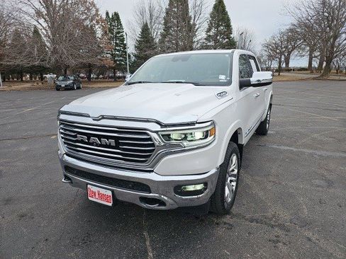 Used 2019 RAM 1500 Limited image 1