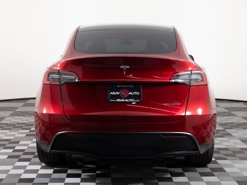 Used 2024 Tesla Model Y Long Range AWD/4WD image 6