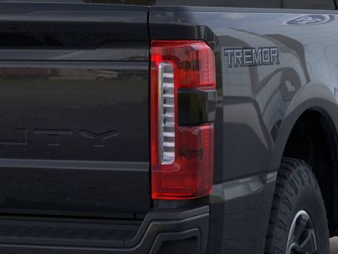 New 2026 Ford F250 Lariat AWD/4WD image 21