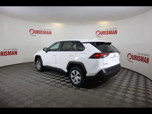 Used 2023 Toyota RAV4 LE FWD image 8