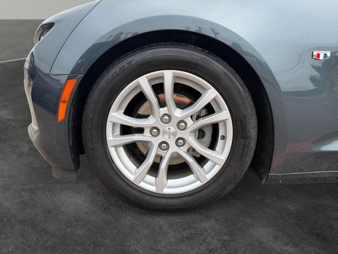 Used 2022 Chevrolet Camaro LS RWD image 4