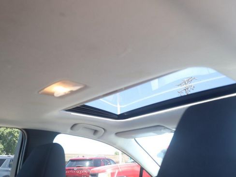 Used 2020 Toyota Corolla LE w/ LE Premium Package FWD image 23