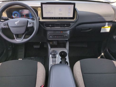 New 2025 Ford Explorer Active RWD image 26