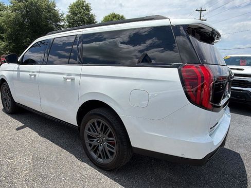 Used 2025 Ford Expedition Max Platinum w/ Stealth Performance Package AWD/4WD image 7