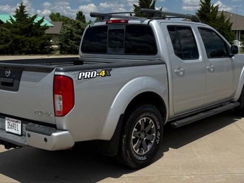 Used 2014 Nissan Frontier PRO-4X w/ Pro-4x Luxury Package AWD/4WD image 8