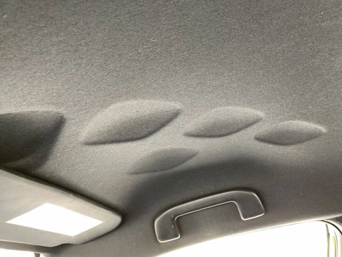 Used 2018 Toyota C-HR image 23