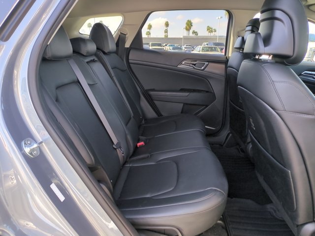 Used 2024 Kia Sportage EX AWD/4WD image 19
