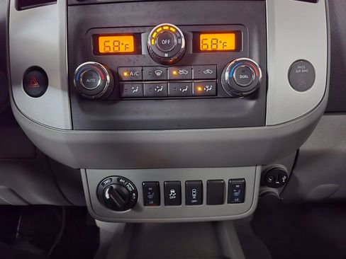 Used 2021 Nissan Frontier SV w/ Midnight Edition Floor Mats image 22