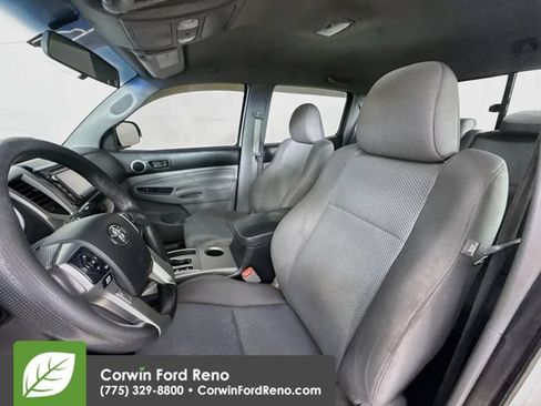 Used 2014 Toyota Tacoma 4x4 Double Cab w/ TRD Sport Package image 22