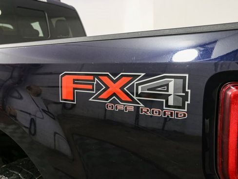 Used 2022 Ford F250 XLT w/ XLT Premium Package image 8