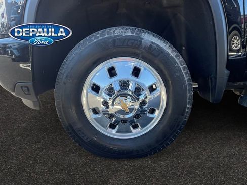 Used 2024 Chevrolet Silverado 3500 High Country w/ High Country Premium Package image 18