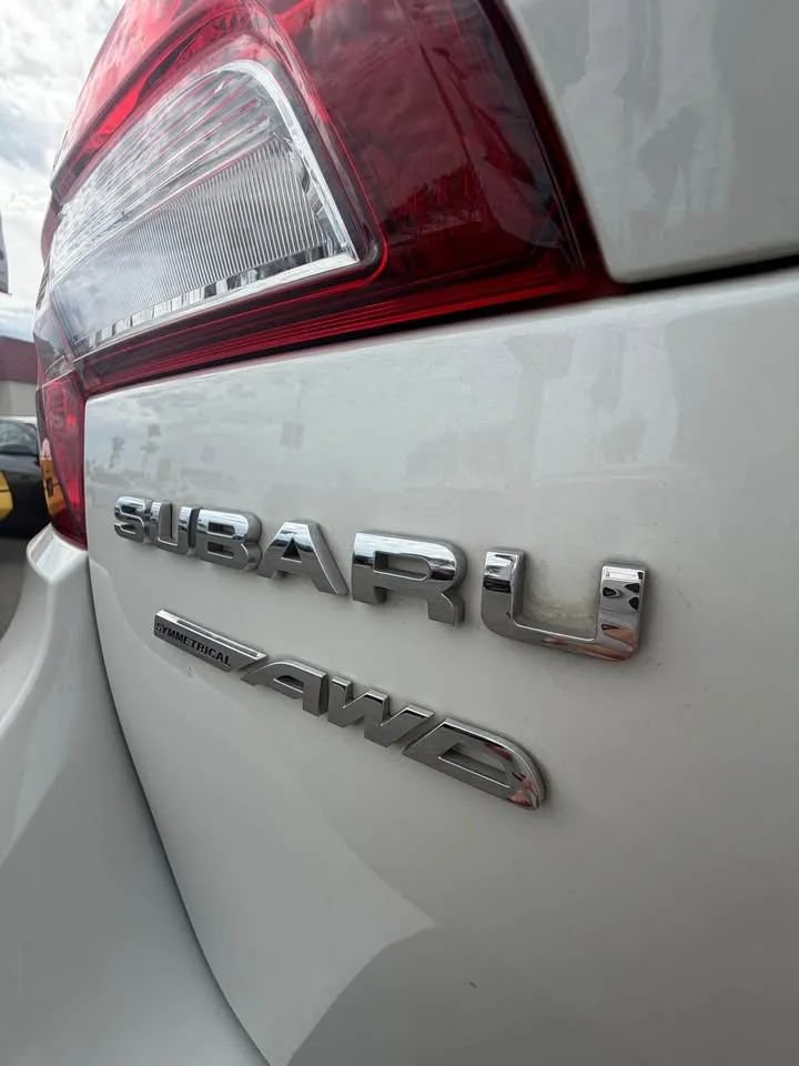 Used 2016 Subaru Outback 2.5i Limited AWD/4WD image 8