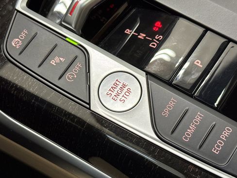 Certified 2023 BMW 330i Sedan w/ Driving Assistance Package image 20