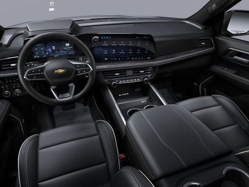 New 2026 Chevrolet Suburban Premier image 31