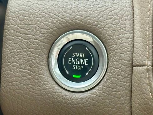 Used 2023 GMC Yukon Denali RWD image 21