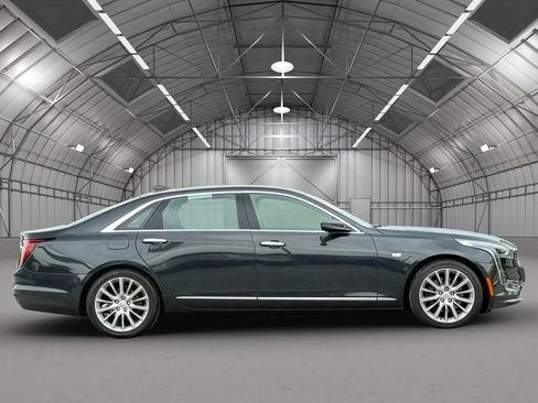 Used 2019 Cadillac CT6 Luxury w/ Driver Awareness Package AWD/4WD image 8