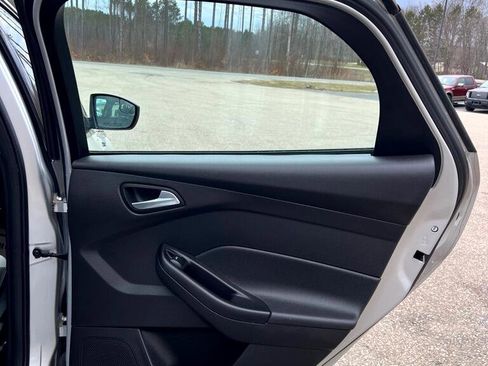 Used 2012 Ford Focus SE image 15