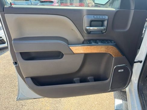 Used 2018 Chevrolet Silverado 1500 LTZ w/ Texas Edition AWD/4WD image 11