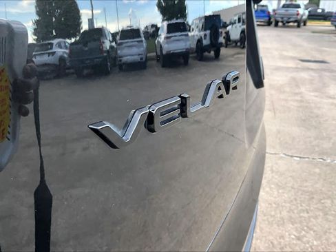 Used 2022 Land Rover Range Rover Velar R-Dynamic S AWD/4WD image 31