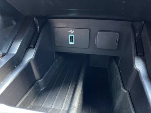 Used 2019 Ford Explorer Sport w/ Equipment Group 401A AWD/4WD image 21